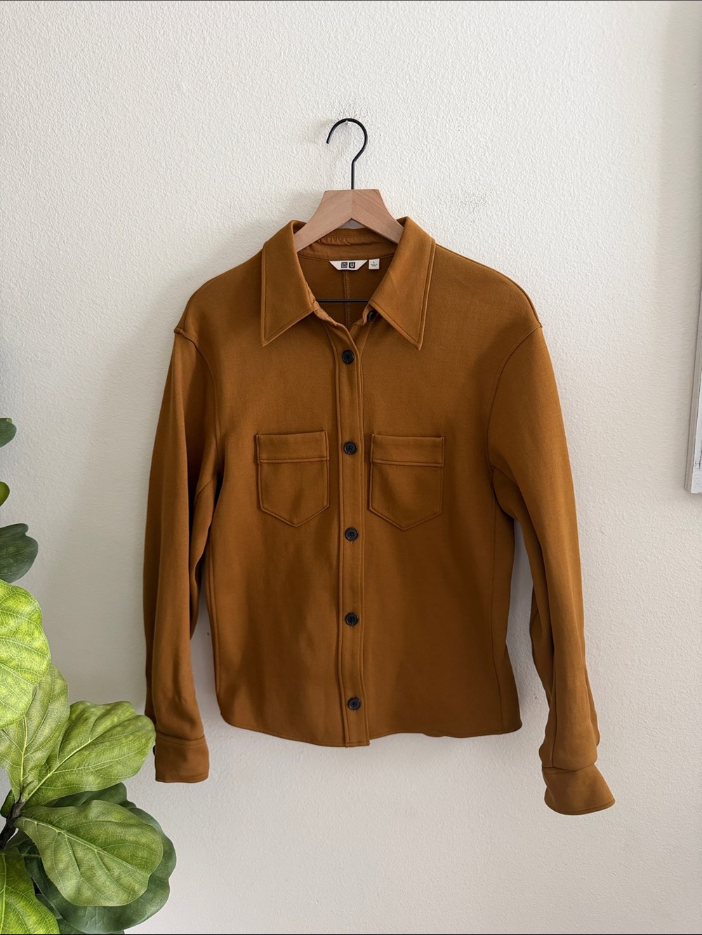 Women’s  Button-Up Shacket in Rich Caramel Brown from Uniqlo